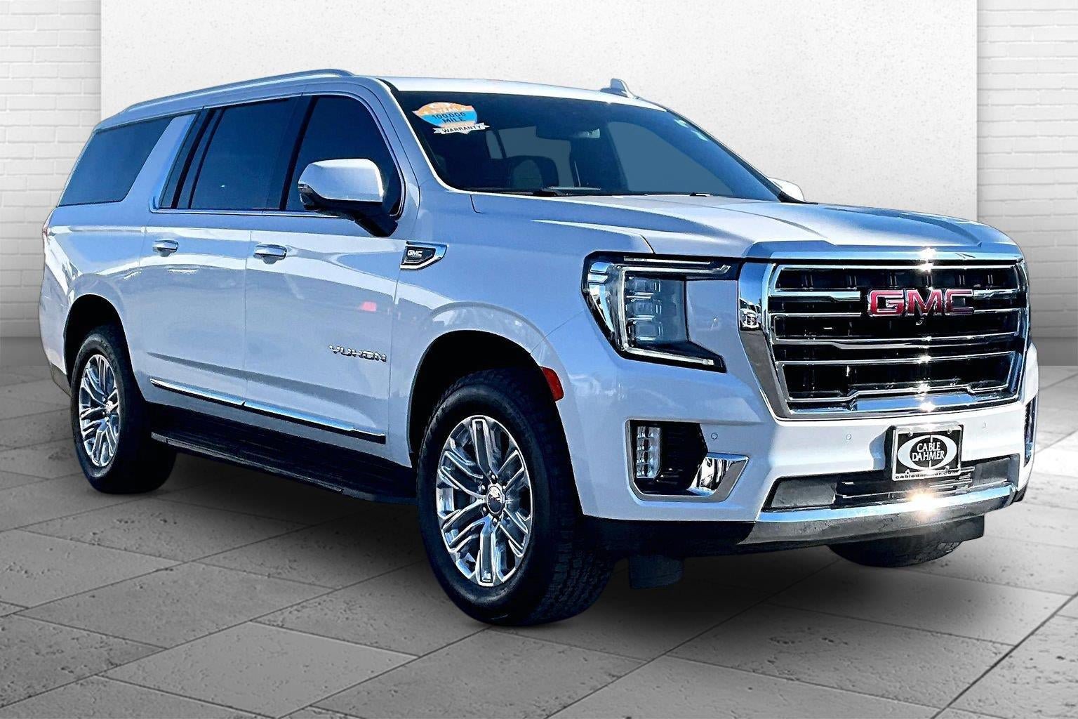 Used 2024 GMC Yukon XL SLT w/ SLT Luxury Package AWD/4WD image 1