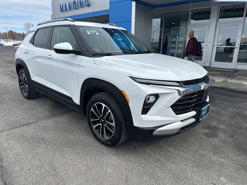 Certified 2024 Chevrolet TrailBlazer LT image 2
