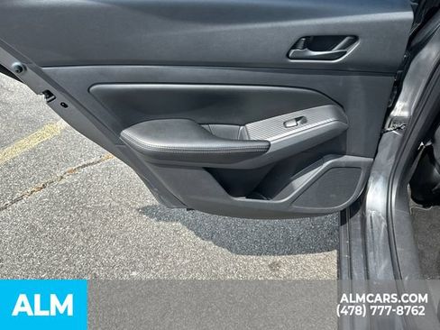 Used 2025 Nissan Altima 2.5 SV FWD image 24