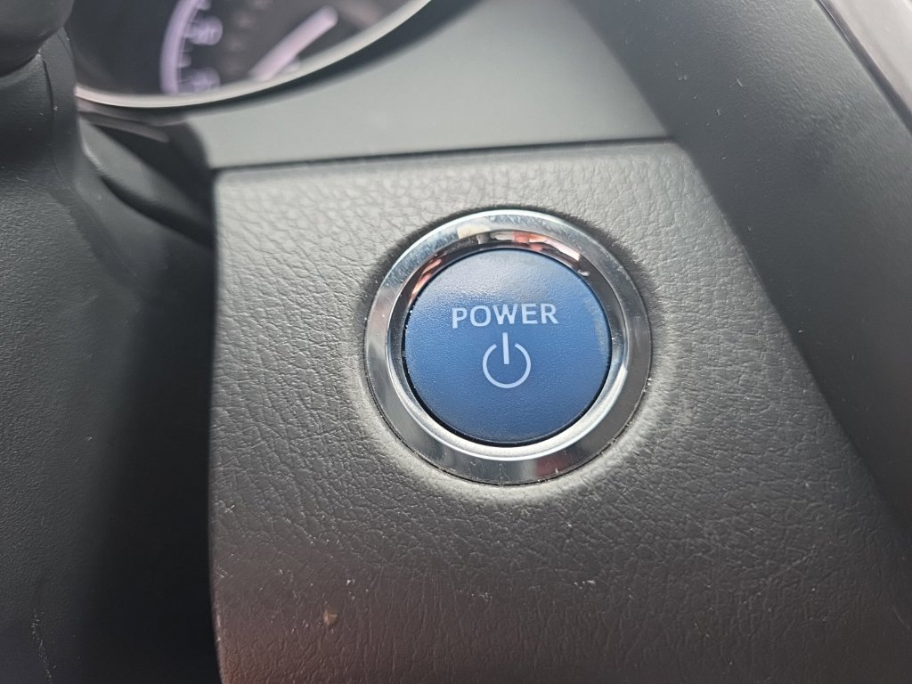 Certified 2024 Toyota Camry SE FWD image 23