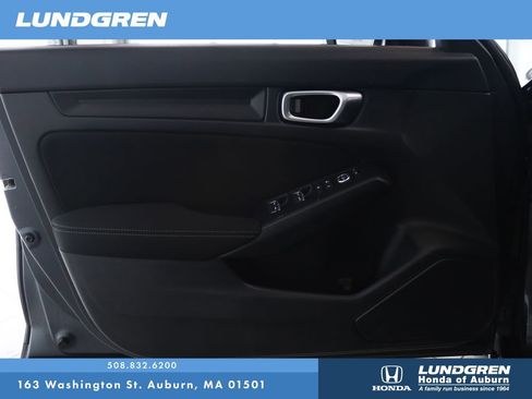 Used 2023 Honda Civic LX image 9