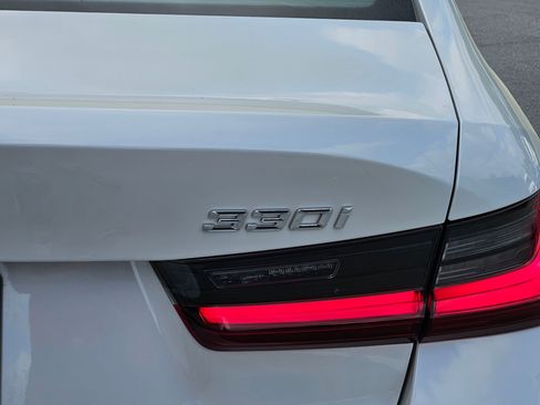 Used 2023 BMW 330i xDrive Sedan image 31