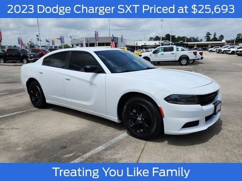 Used 2023 Dodge Charger SXT RWD image 1