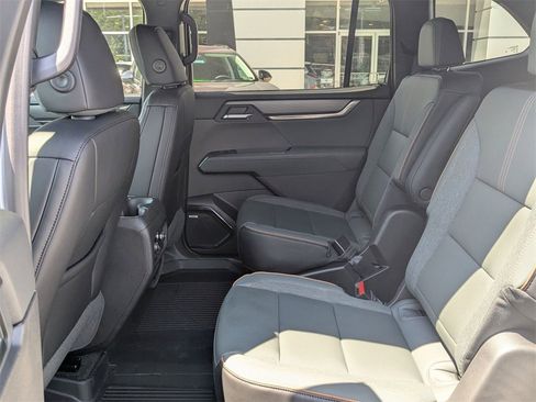 New 2026 GMC Acadia AT4 w/ LPO, Floor Liner Package image 10