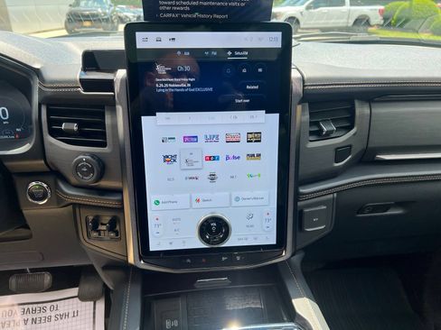 Certified 2023 Ford Expedition Platinum AWD/4WD image 33