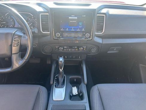 Used 2023 Nissan Frontier SV w/ SV Convenience Package RWD image 11