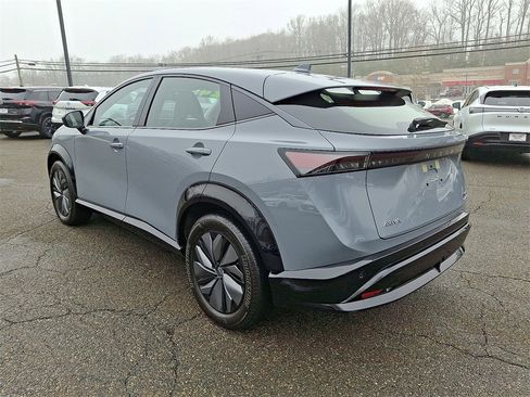 Used 2024 Nissan Ariya AWD image 5