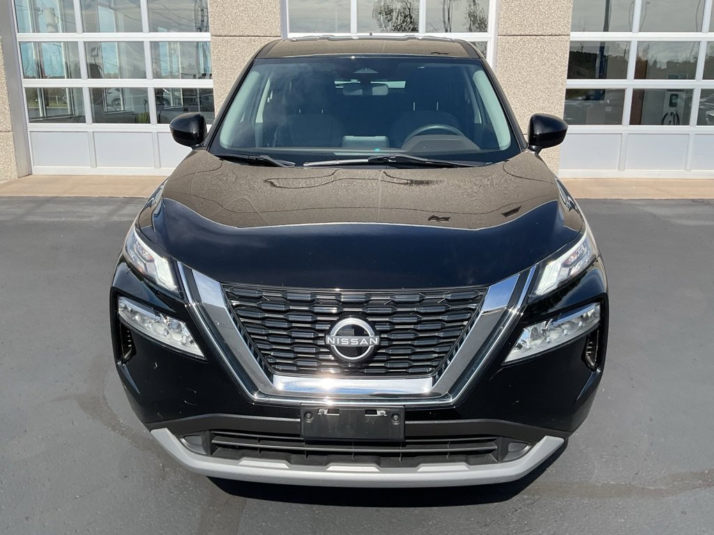 Used 2023 Nissan Rogue SV AWD/4WD image 2
