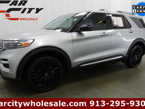 Used 2021 Ford Explorer Platinum w/ Equipment Group 601A image 1