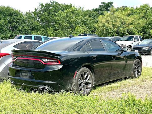 Used 2023 Dodge Charger SXT w/ Blacktop Package RWD image 3