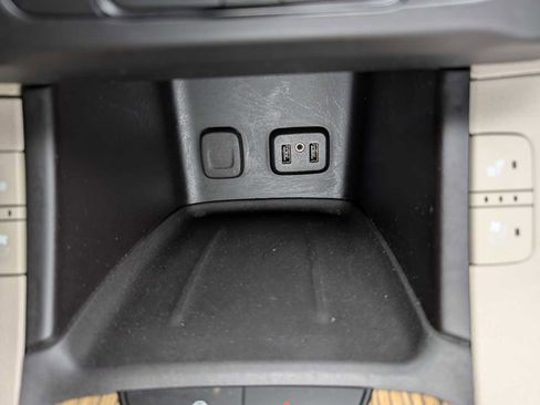 Used 2018 GMC Acadia Denali w/ Technology Package AWD/4WD image 36