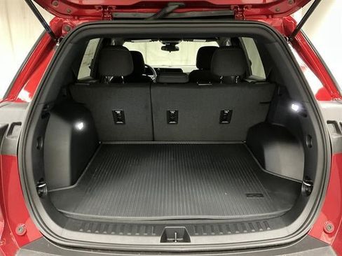 New 2026 Chevrolet Equinox LT w/ LPO, Floor Liner Package AWD/4WD image 26