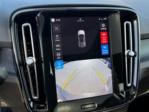 Certified 2023 Volvo C40 P8 Recharge Ultimate AWD/4WD image 28