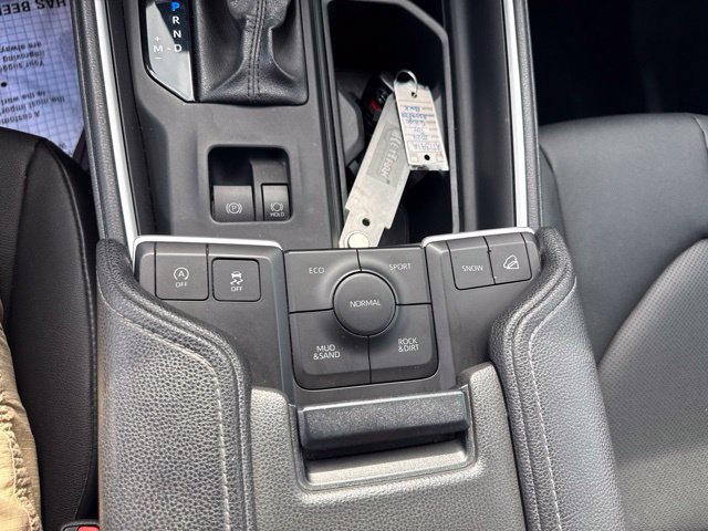 Used 2024 Toyota Grand Highlander AWD image 24