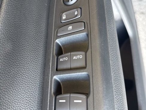 Certified 2025 Honda CR-V Sport image 25