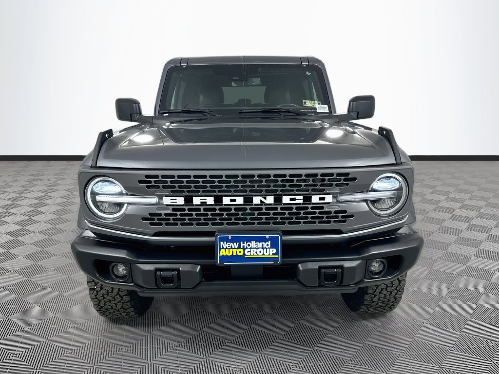 Used 2025 Ford Bronco Badlands AWD/4WD image 2
