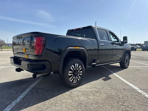 New 2026 GMC Sierra 2500 Denali Ultimate image 6