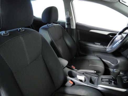 Used 2016 Nissan Sentra S FWD image 11