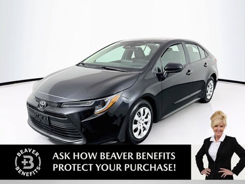 Used 2024 Toyota Corolla LE FWD image 1