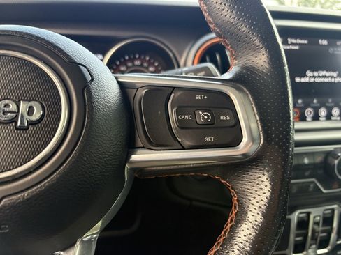 Used 2021 Jeep Gladiator Mojave image 17