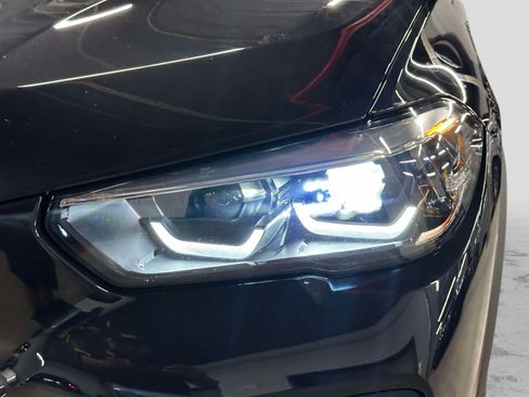 Used 2023 BMW X5 xDrive40i AWD/4WD image 9