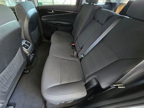Used 2018 Kia Sorento LX AWD/4WD image 20