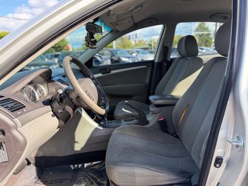 Used 2009 Hyundai Sonata GLS FWD image 13
