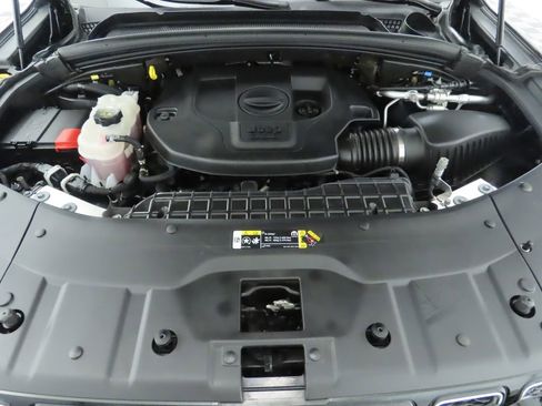 Used 2021 Jeep Grand Cherokee L Overland w/ Luxury Tech Group IV image 32