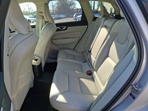 Used 2024 Volvo XC60 T8 Ultimate w/ Protection Package Premier image 8