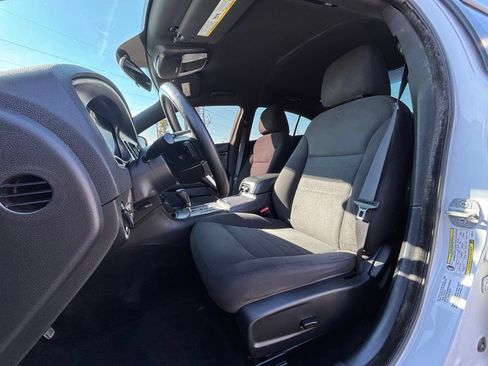 Used 2014 Dodge Charger SE RWD image 11