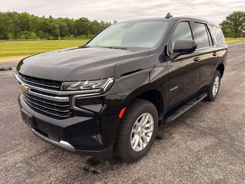 Used 2024 Chevrolet Tahoe LT AWD/4WD image 17