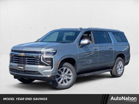New 2025 Chevrolet Suburban Premier image 1