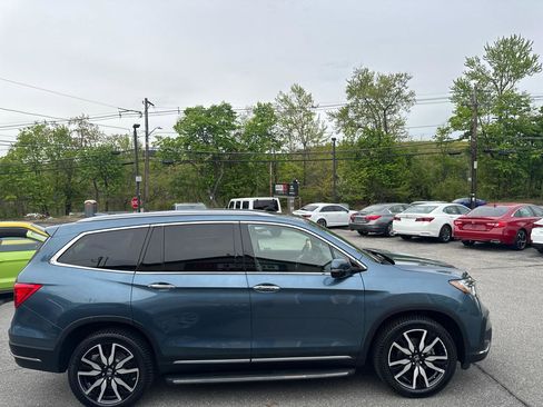 Used 2019 Honda Pilot Touring image 7