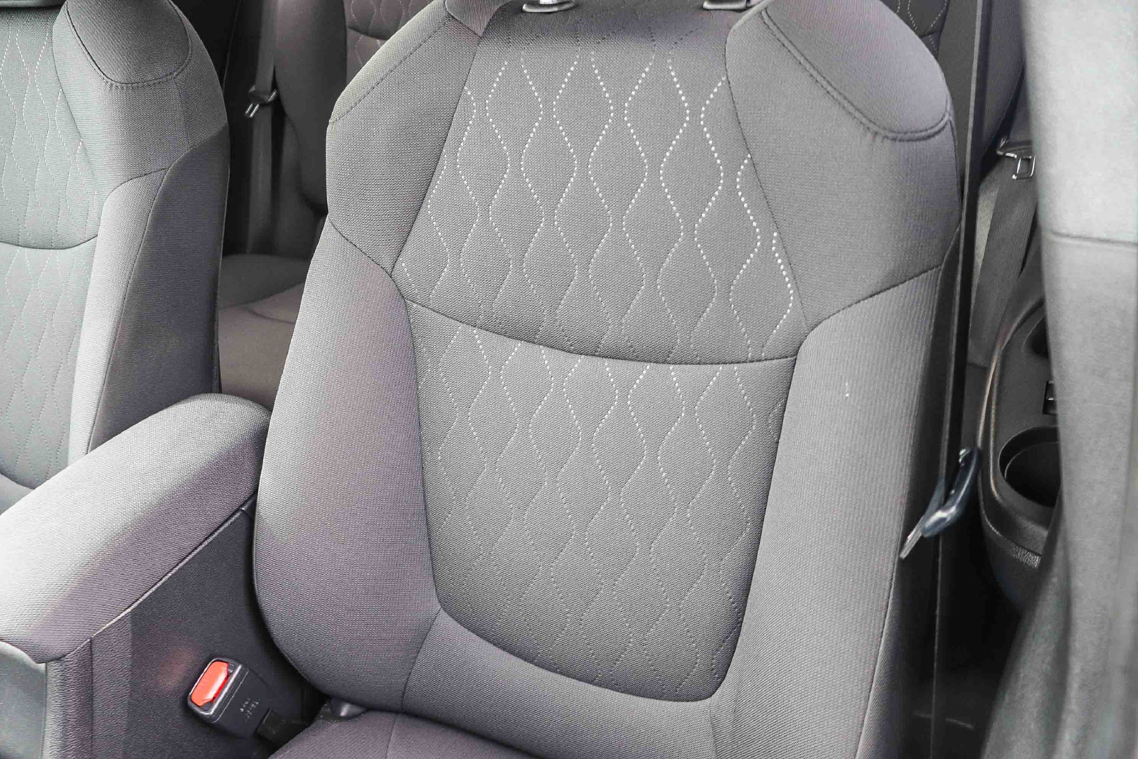 Certified 2026 Toyota Corolla Cross LE FWD image 30