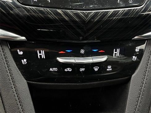 Used 2023 Cadillac XT6 Premium Luxury w/ Technology Package image 20