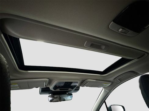 New 2026 Subaru Crosstrek 2.0i Premium image 19