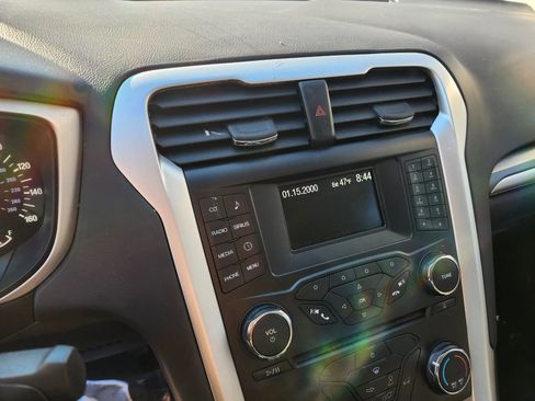 Used 2013 Ford Fusion SE image 23