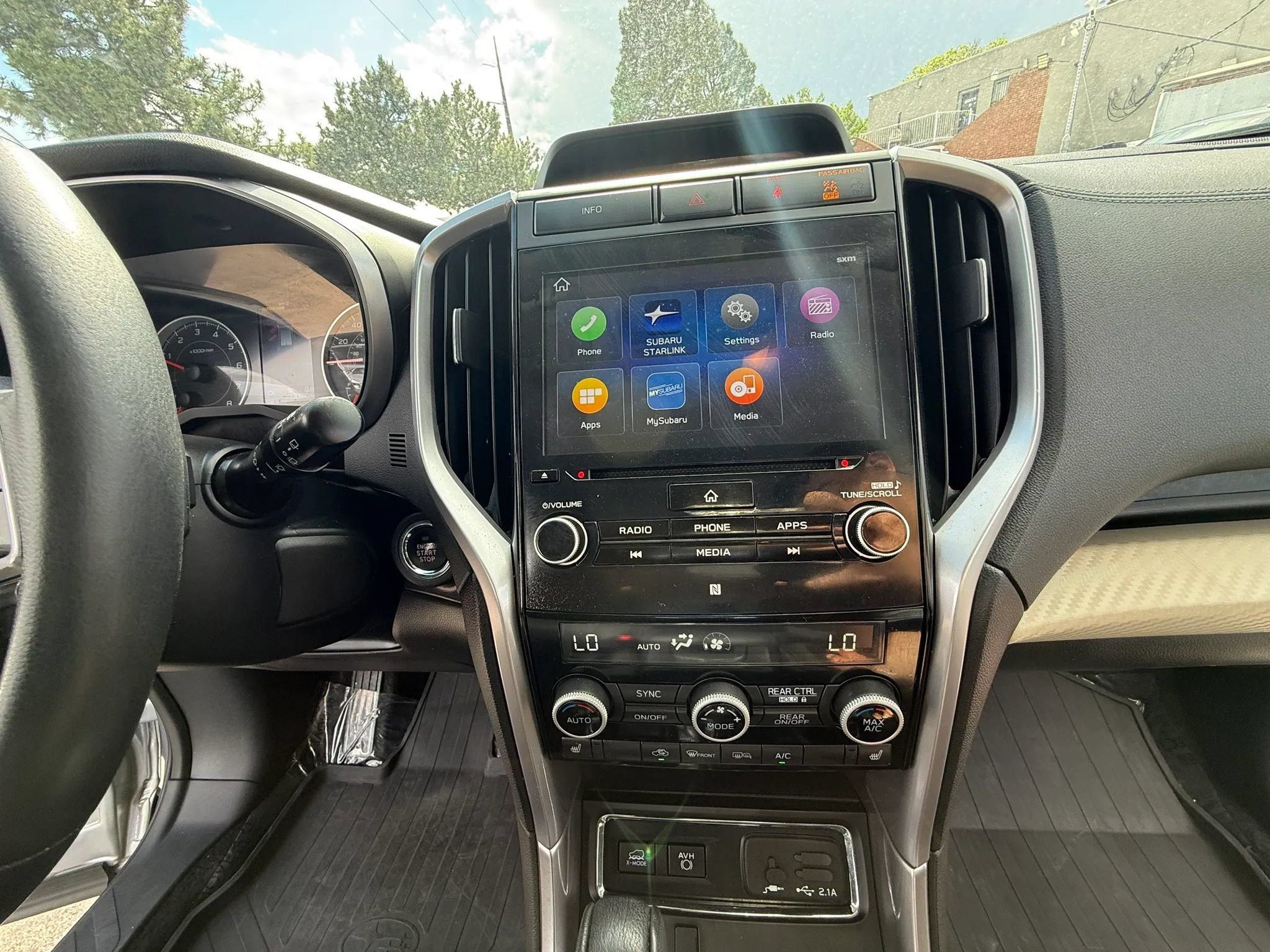Used 2019 Subaru Ascent Premium AWD/4WD image 31