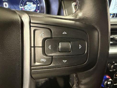 Used 2022 GMC Yukon SLT w/ SLT Luxury Package image 22