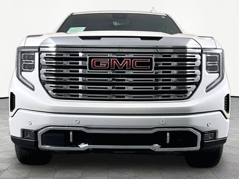 Used 2024 GMC Sierra 1500 Denali AWD/4WD image 2