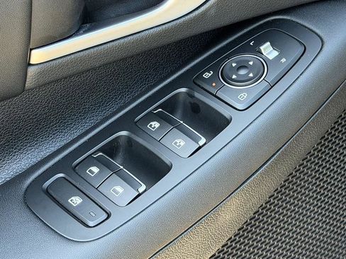 Used 2025 Hyundai Sonata SEL FWD image 19