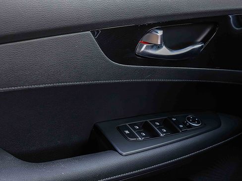 Certified 2023 Kia Forte GT-Line w/ GT-Line Premium Package image 15