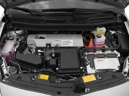 Used 2014 Toyota Prius Three image 16