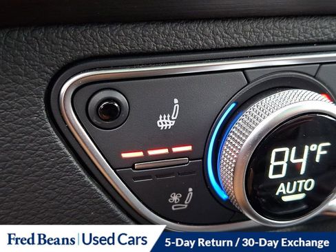 Used 2023 Audi Q5 e Premium Plus w/ Premium Plus Package image 28