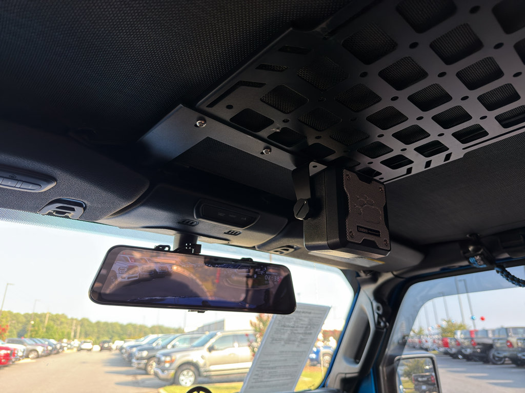 Used 2023 Jeep Wrangler Unlimited Sport AWD/4WD image 14
