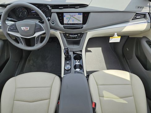 New 2026 Cadillac XT5 Premium Luxury w/ Driver Assist Package FWD image 19