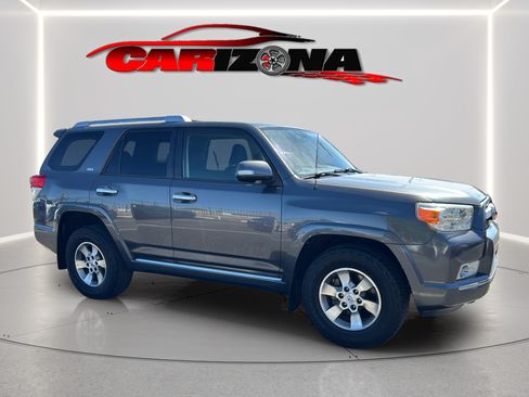 Used 2012 Toyota 4Runner SR5 w/ Convenience Pkg RWD image 2