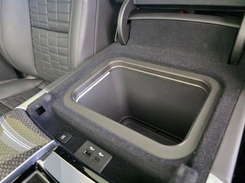 Certified 2026 Cadillac Escalade V w/ LPO, ONYX Package image 41