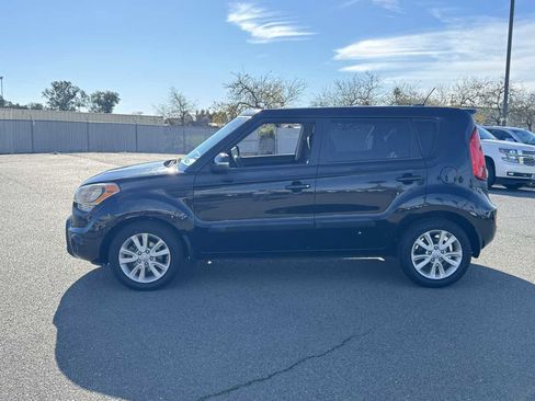 Used 2013 Kia Soul + image 6