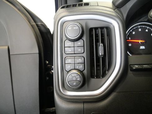 Used 2023 Chevrolet Silverado 3500 High Country AWD/4WD image 13